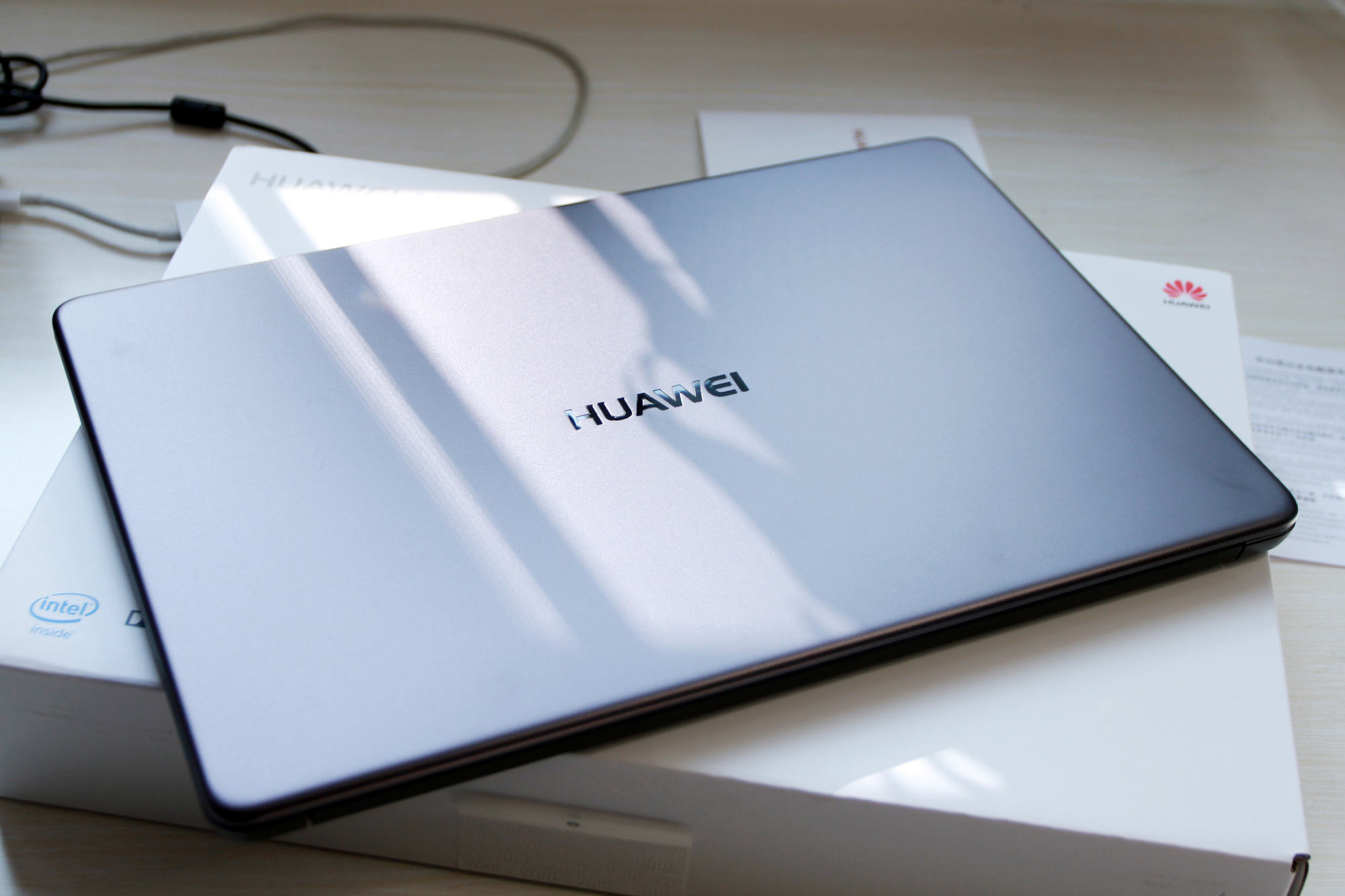 华为matebookd2018,华为matebookd15 轻薄时尚性能不错,华为huaweimatebook d 2018版,感觉