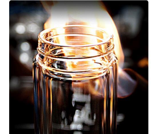 不吹牛!现在保温杯真高级,保温72小时还烫嘴,借钱也要买