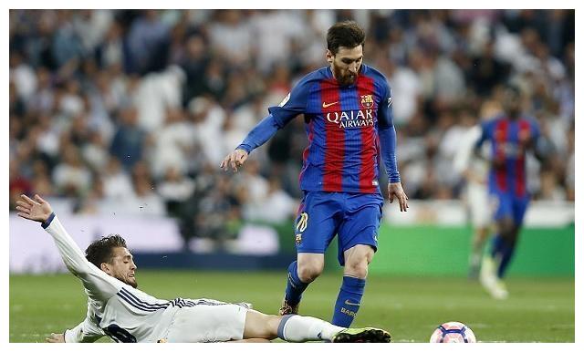 本赛季四场国家德比,巴萨一共打进10球,梅西打