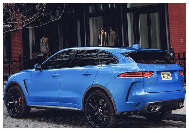 捷豹新款F-PACE SVR实车曝光!外观升级,比奔驰GLC 63还帅