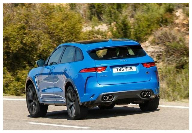 捷豹新款F-PACE SVR实车曝光!外观升级,比奔驰GLC 63还帅