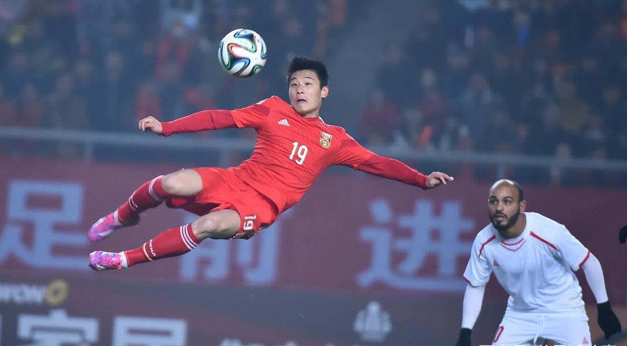 武磊西甲首粒进球终于来到,成为中国五大联赛