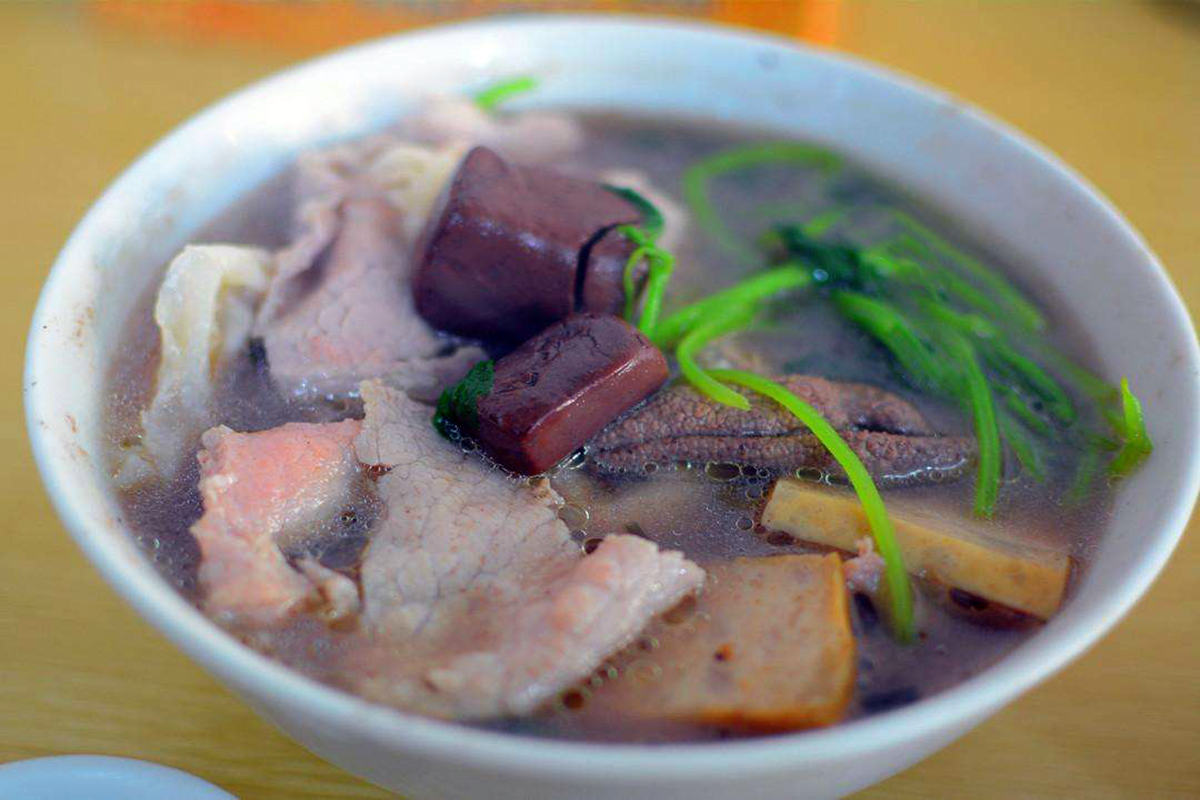酸菜豆腐猪血汤怎么做_酸菜豆腐猪血汤的做法_阳光之美食_豆果美食