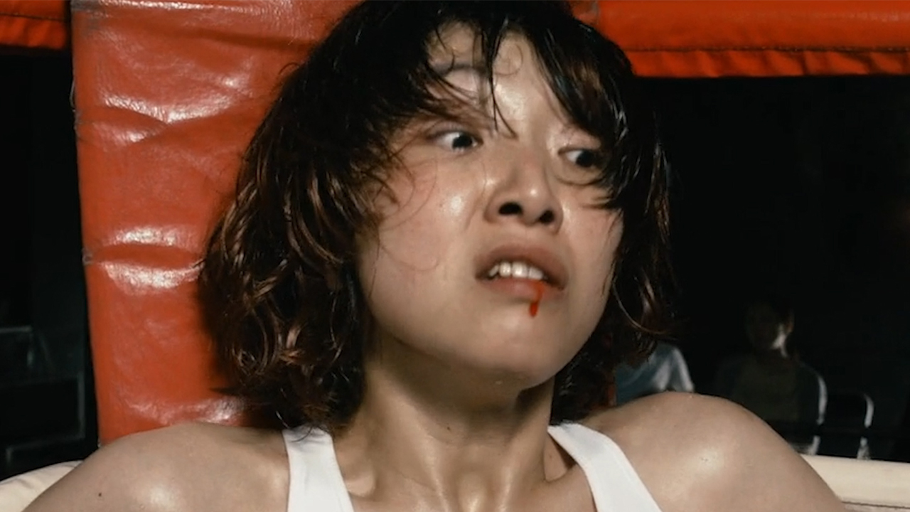 32岁废柴女靠拳击逆袭,一部不能错过的日本励志电影 32岁废柴女靠拳击逆袭,一部不能错过的日本励志电影