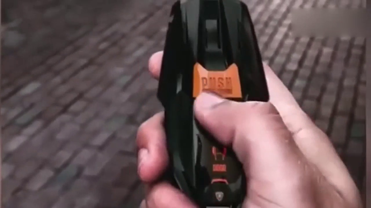 超跑钥匙你见过没？兰博基尼超级电容跑车，概念钥匙演示。