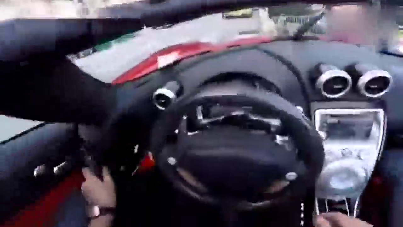 世界上最快的跑车柯尼塞格有多快，第一视角带你亲自领略速度激情