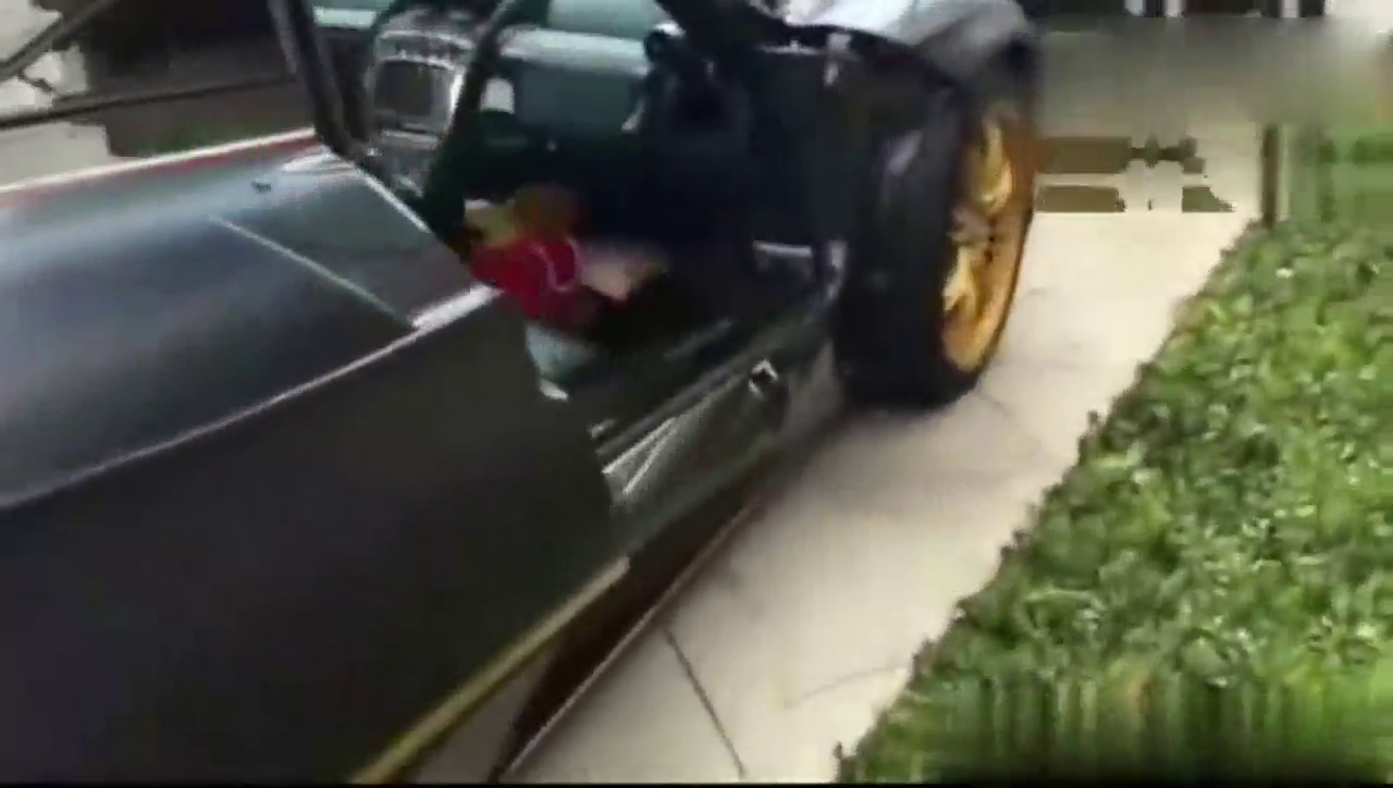 帕加尼跑车 引领时尚 配置进入卓越领域！