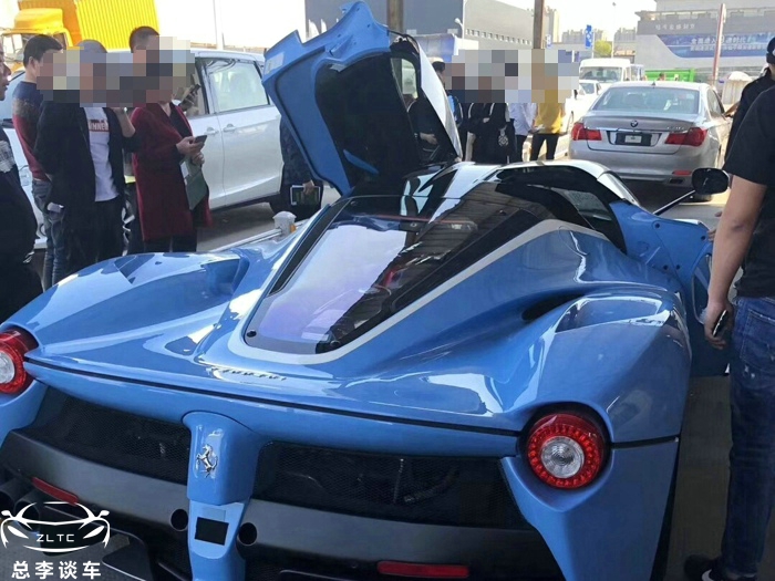 贾乃亮的拉法天价易手,2017年买的二手车,2019年卖掉,不亏反赚