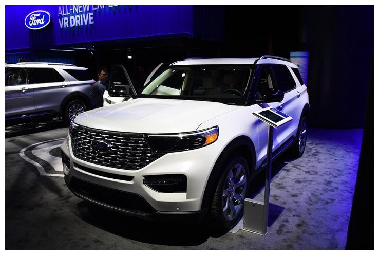 被忽略的硬派SUV,10万公里无大修,配V6引擎+四驱,比途