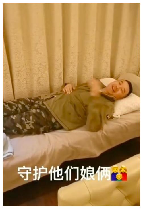黄海波靠父亲养老金度日？今曝妻子150亿公司，美国178万美金豪宅