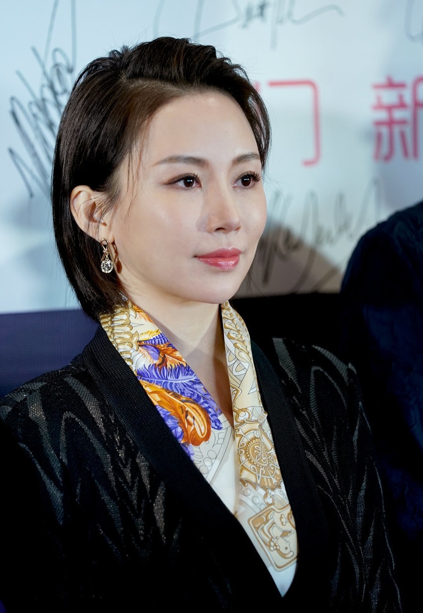 高清:斯诺克中国公开赛开幕式潘晓婷丁俊晖同