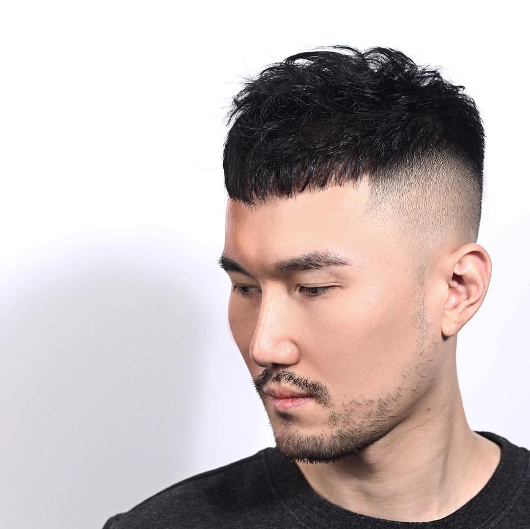 2019很流行的男士发型，今年这样剪就对了