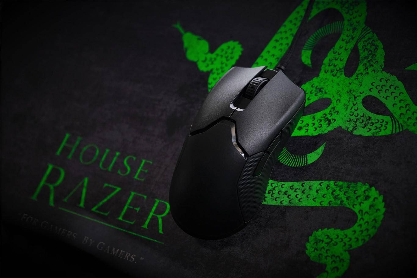 这个鼠标有个色色的名字:雷蛇razer毒蝰69蛇鼠标