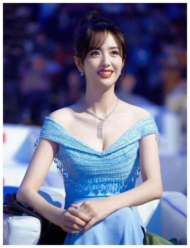 国内4位酷爱健身女影星,个个身材性感火辣到爆,谁是你