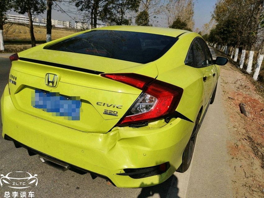 吉利追尾本田,维修费曝光,都说豪车维修贵,家用车也不便宜