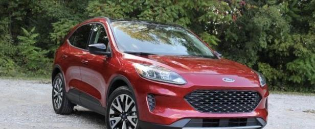 全新福特Escape海外实车实拍，新车外形十分动感时尚！