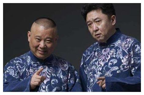 前央视主持人,拜师石富宽加盟德云社,今50岁与小10岁娇妻恩爱19年