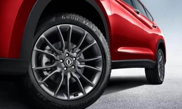 车辆备用胎为什么需要更换？2种车胎的区别！