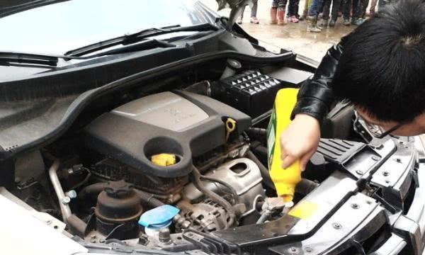 天冷了，防冻液多久换一次，千万别超过这个期限，不然伤发动机