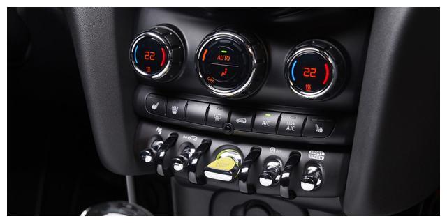2020 Mini Cooper SE 未来的“电动卡丁车”车型介绍