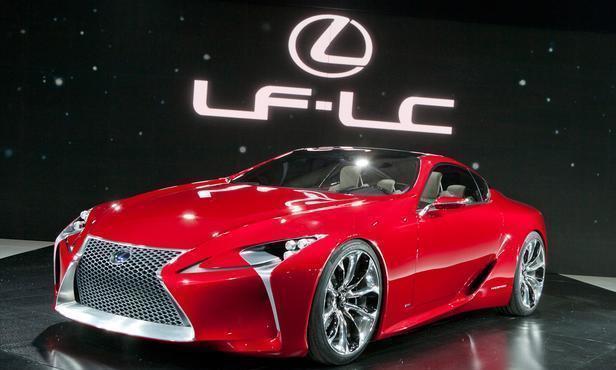 汽车高速行驶120km／h，哪些汽车不会飘？看这些点就知道