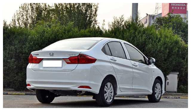 买啥国产车!这车油耗3毛,7.18万,全球销量290万