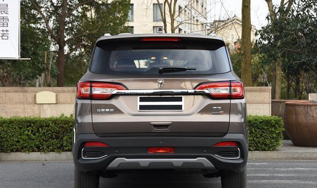 还有一中型SUV,轴距近2米8,合资品质带2+2+3座布局