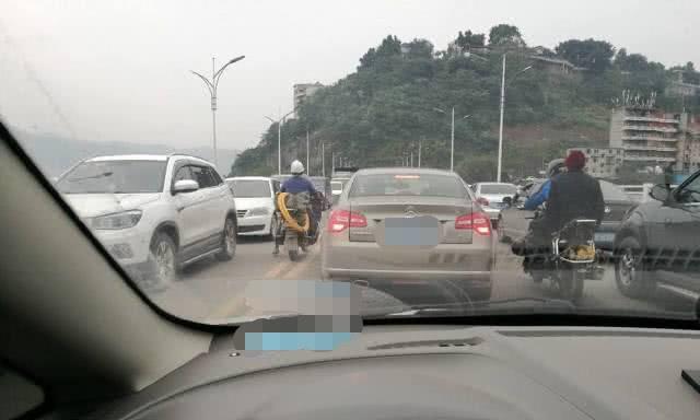 “开四停四”将实施？车主哭天抹泪，还能不能好好过年了？