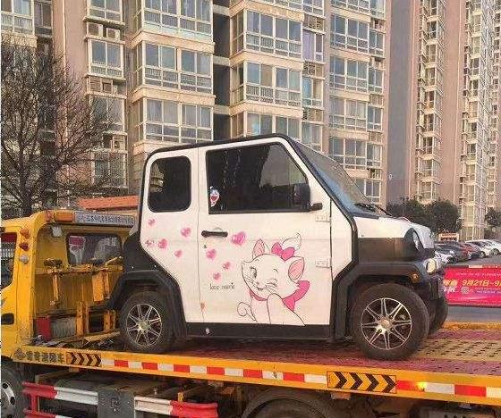 为什么都是便宜车被拖走而不是豪车?交警说出了真相,车主:心酸