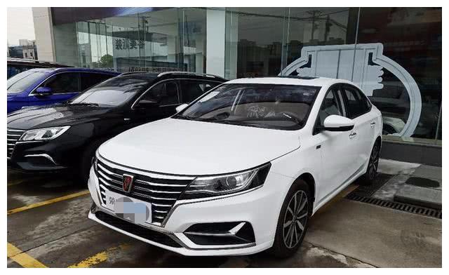 又一匹黑马诞生,玩转黑科技,轴距2715,或不到7万