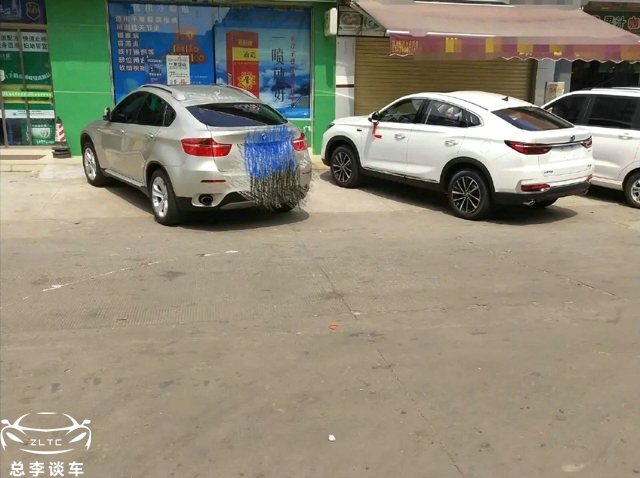 买了辆宝马X1,邻居的X5天天停旁边,这是逼我买X7吗?