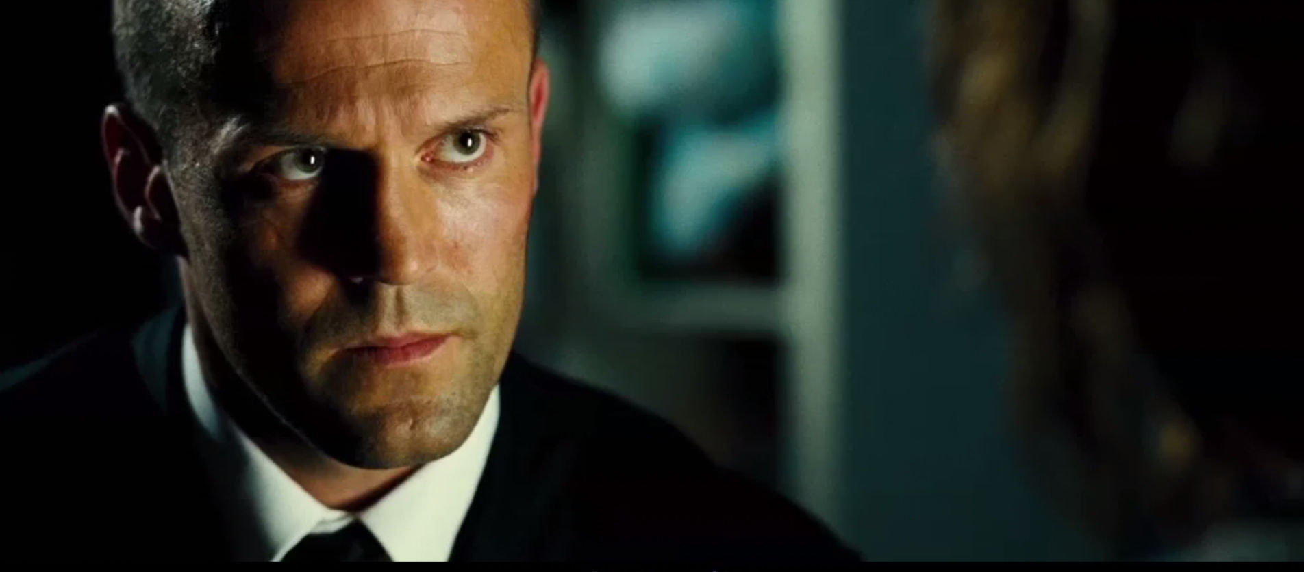 《非常人贩2》:杰森斯坦森为救一个孩子,