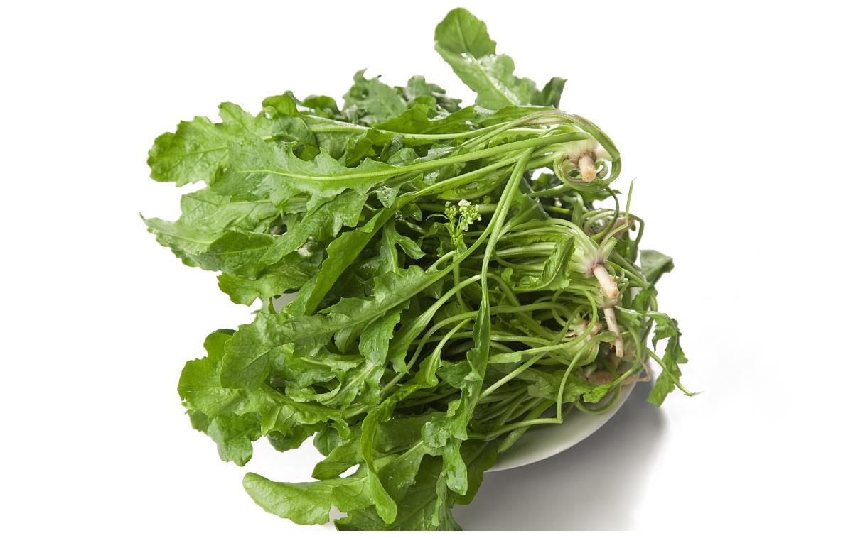 荠菜家常做法,营养足,味道香,每次一上桌,大人小孩抢着吃!