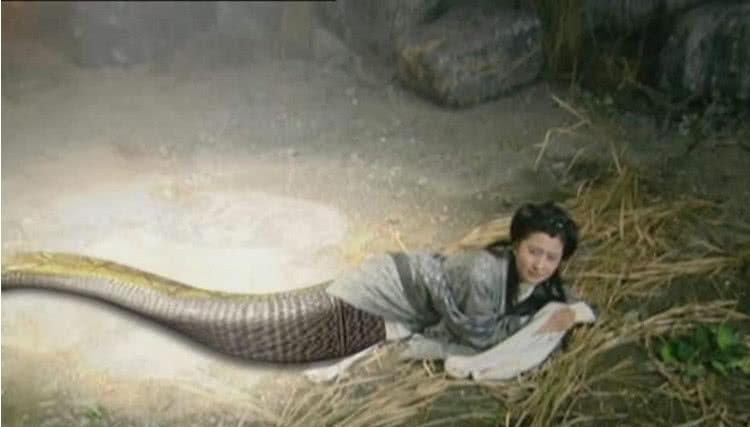 三版仙剑中不同的女娲后人, 都是人身蛇尾, 只有她被错认为妖