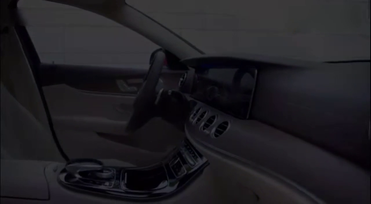 出门旅行好帮手，奔驰E级All-Terrain旅行车展示