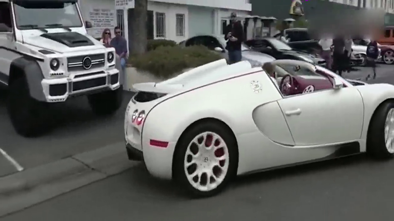 跑车和越野车区别有多大？一个弯道就明白了