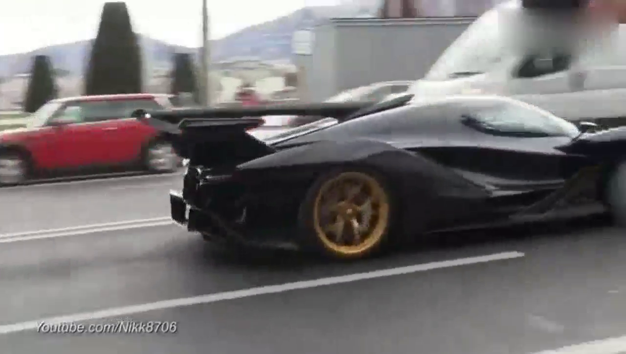 这台上亿的超级跑车，有钱都买不到，比兰博基尼毒药还少见