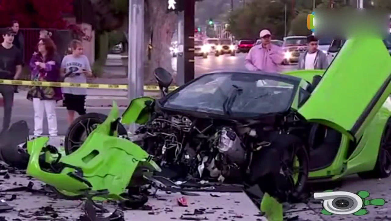 超级跑车事故合集 大家一定要注意安全