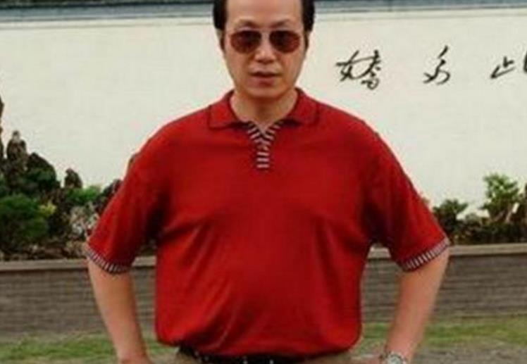 他在播音25年零失误，去世让人感到惋惜如今妻子已再婚