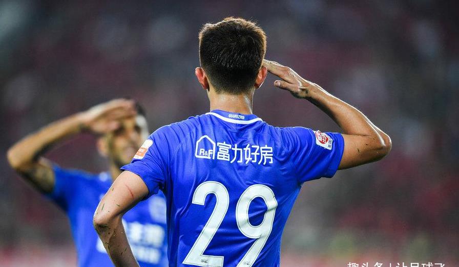 亚洲杯国足1-2逆转泰国队,为什么肖智进球后要