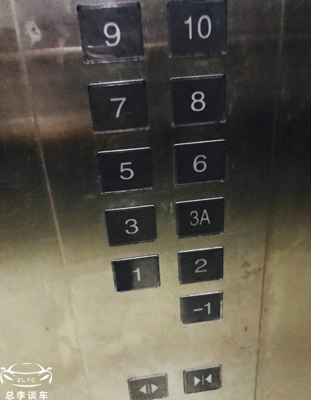 香港有很多奔驰，为什么S400不好卖，大楼的电梯给了答案