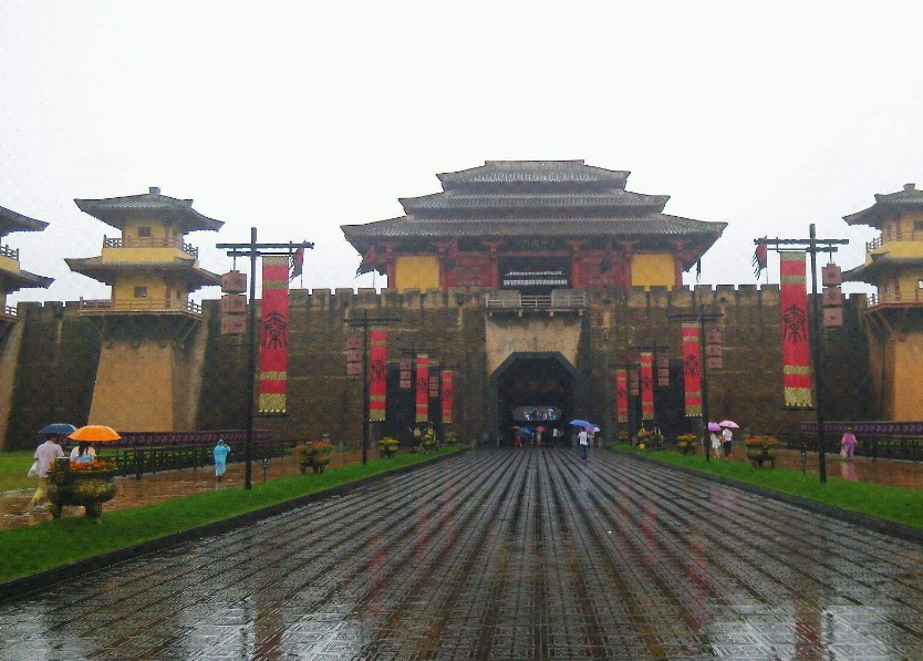 去浙江旅游,在横店影视城18公里附近,还有这些热门景点