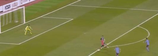 0-1东亚杯梦碎！日本2连胜遭东道主阻击，夺冠次数还低于国足