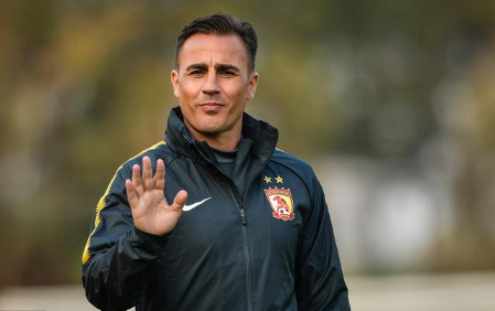 机场宣!国足名单宣布将创造历史!