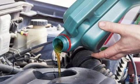 5000公里就换机油？别被骗了，好机油被你浪费了？快跟老司机