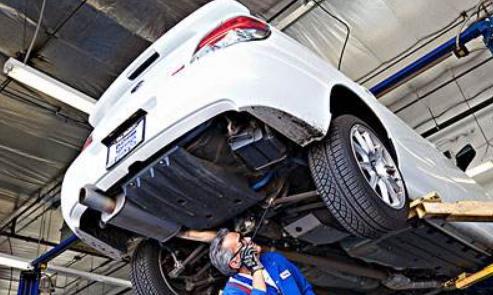 新车做首保，别当“甩手掌柜”，这4个地方做好才放心