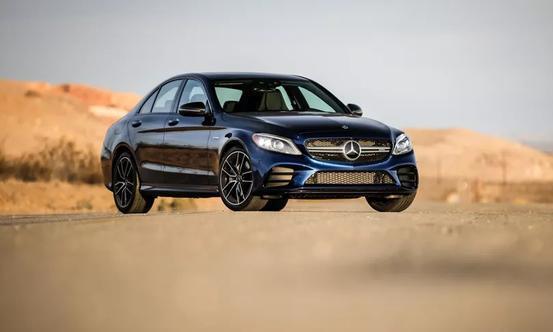 3.0T双涡轮V6发动机+4Matic四驱！2019款奔驰