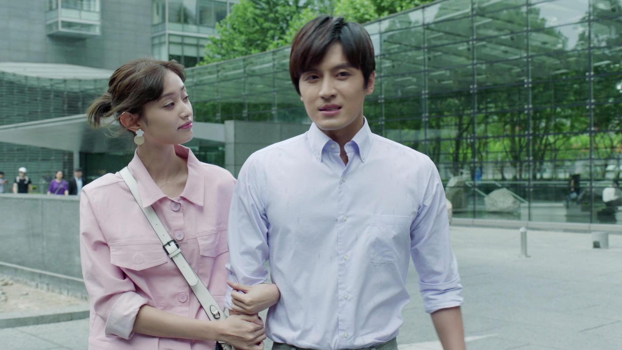 《青春斗》网播量突飞猛进,郑爽人气直逼张艺