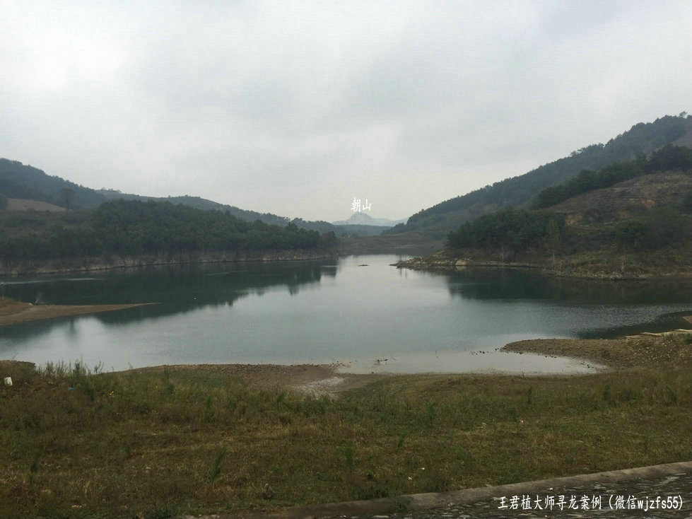 寻龙点穴，风水大师王君植带你看看真正的大龙风水宝地