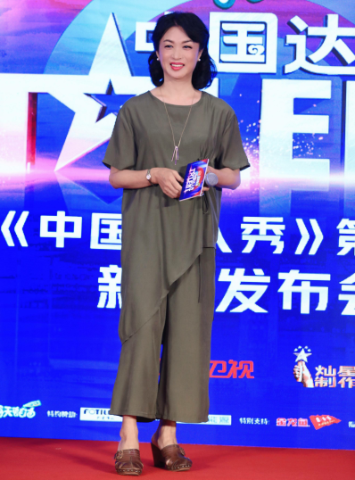 《中国达人秀》第六季“高能”回归:“黄金按钮”护航个性达人 四大梦想观察员默契“成团”